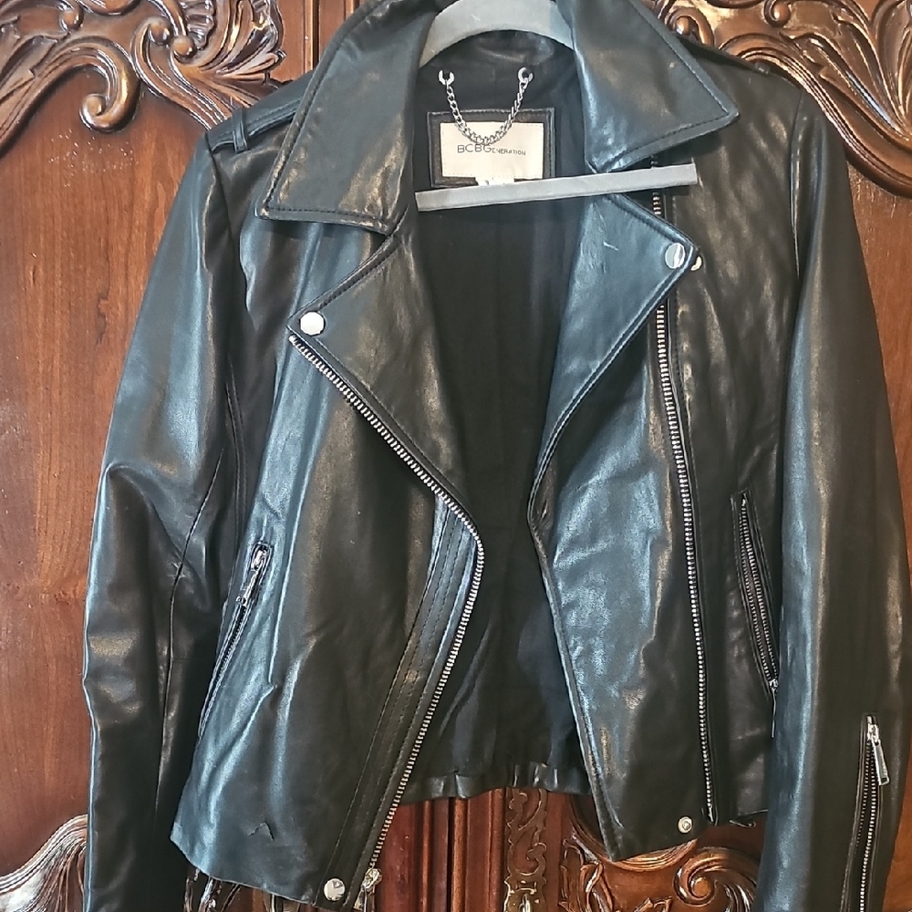 BCBGeneration Black Leather Moto Jacket S Like New Butter Soft
